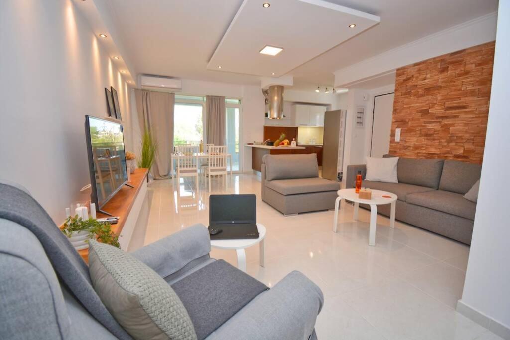 Potamos Deluxe White Apartment Dış mekan fotoğraf