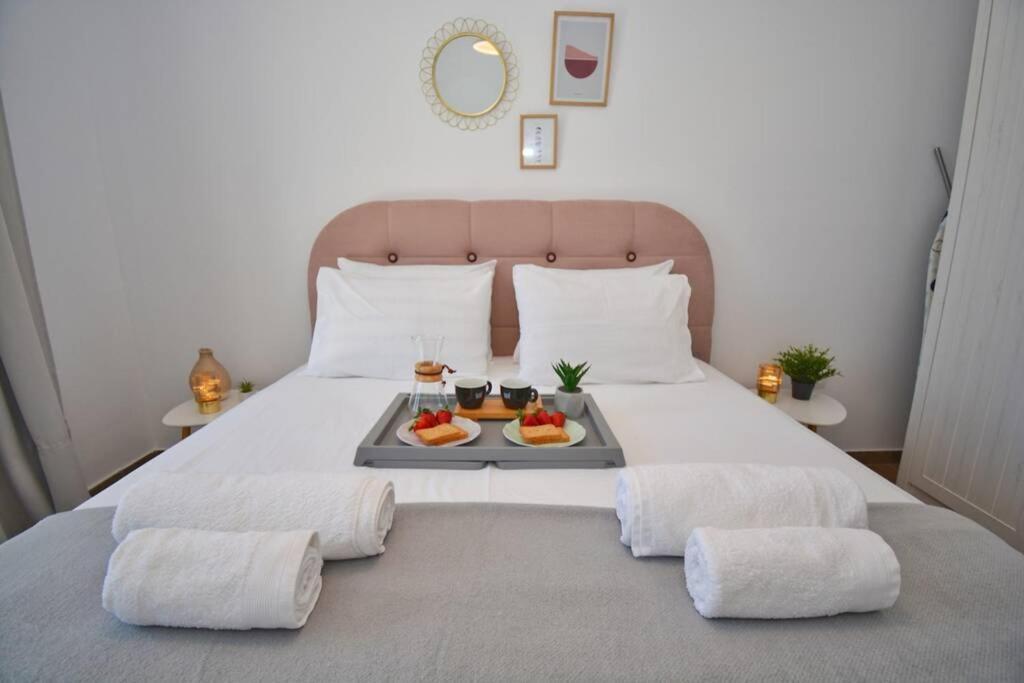 Potamos Deluxe White Apartment Dış mekan fotoğraf